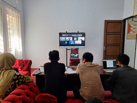 Diskusi Daring Peserta P2P